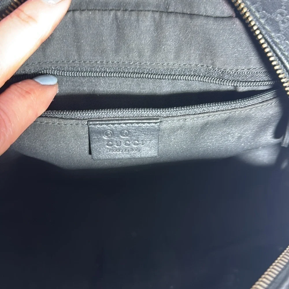 AUTHENTIC GUCCI DOP KIT IN BLACK GG LEATHER